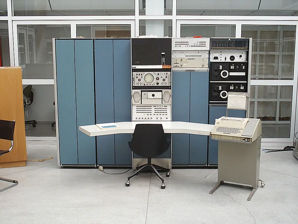 PDP-7 from 1960s